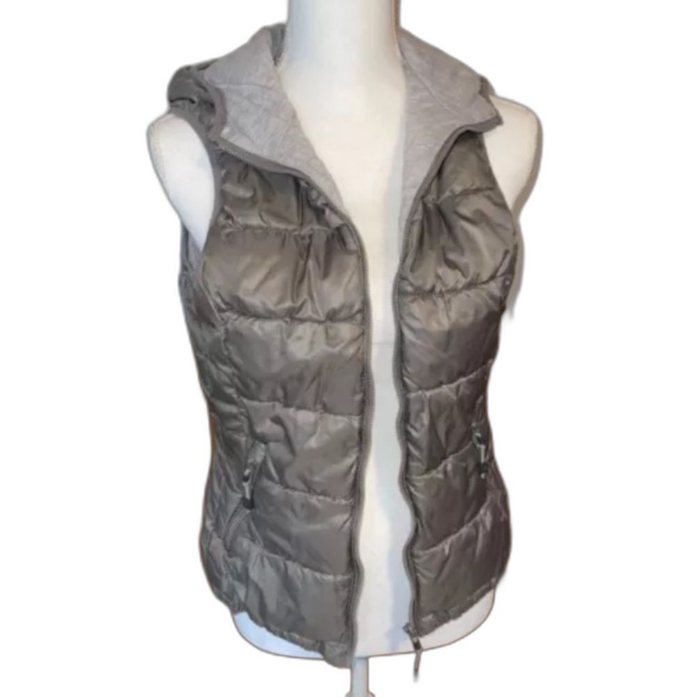 Tangerine Women's Silver Gray Sleeveless Hooded Puffer Vest Size L